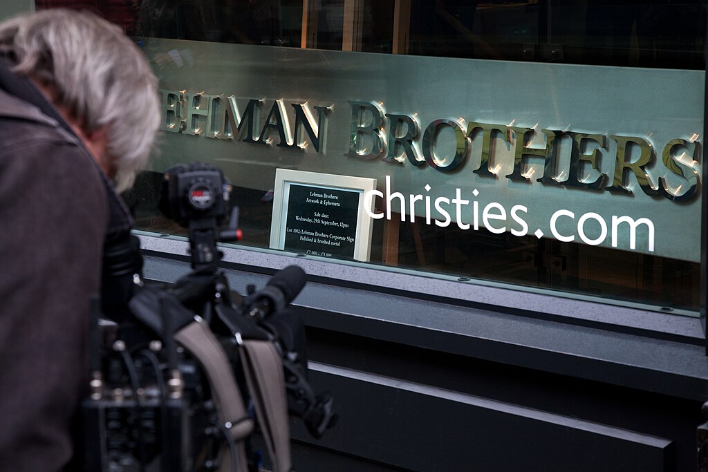 Assets of Lehman Brothers sold in London after its fall, marking the failure of a banking giant. Proof that giant banks can fail.